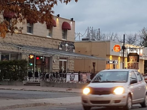 Resto Bar Top Shot